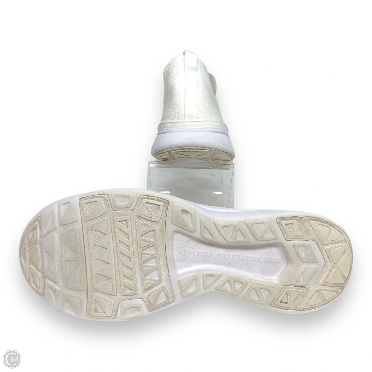 Shoes Designer By Apl In White, Size: 9.5