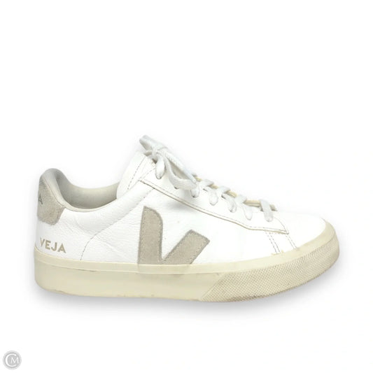 Shoes Sneakers By Veja In White, Size: 6