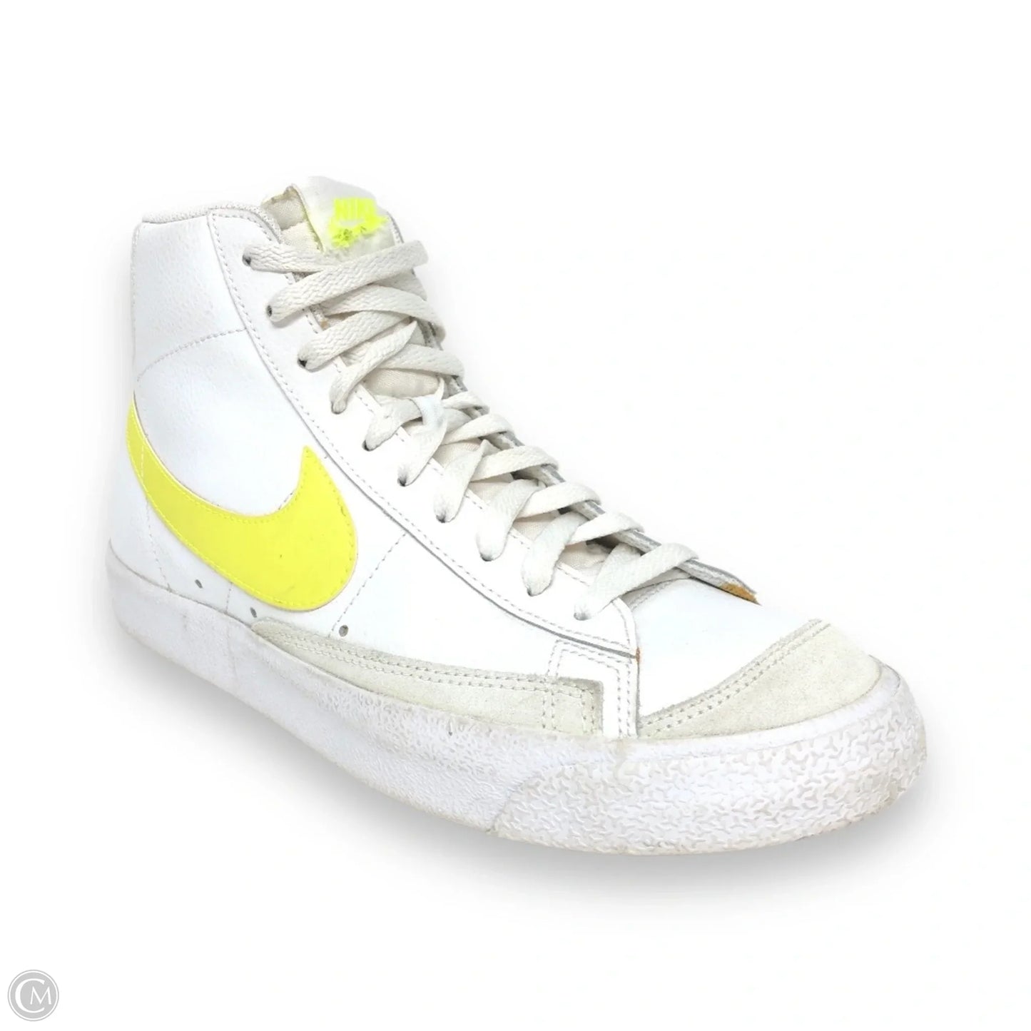 Shoes Sneakers By Nike In White & Yellow, Size: 10.5