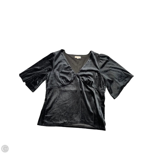 Top Short Sleeve By Knox Rose In Black, Size: L