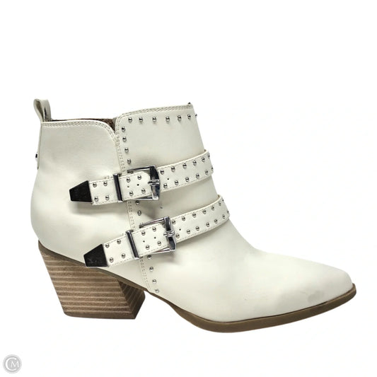 Boots Ankle Heels By Dv In Ivory, Size: 9.5