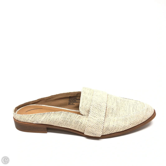 Shoes Flats By Universal Thread In Beige, Size: 11