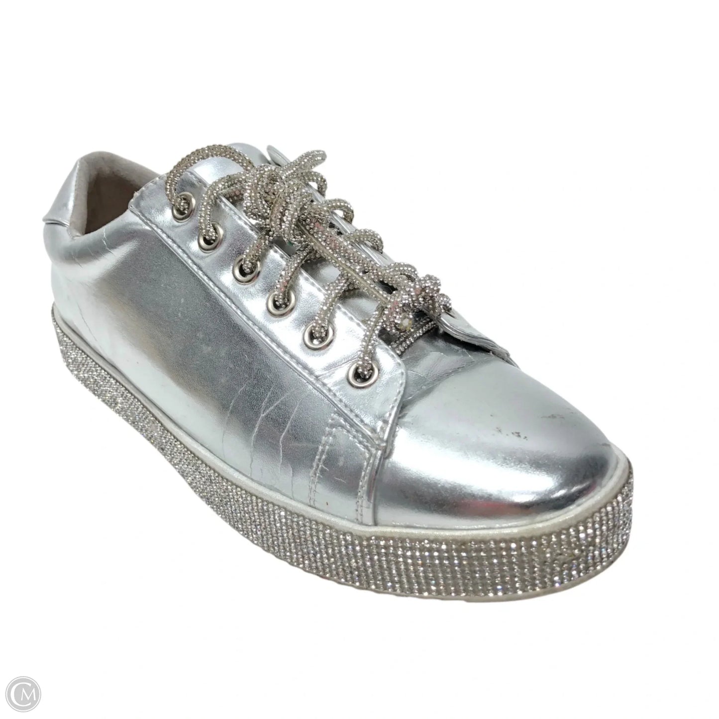 Shoes Sneakers By Clothes Mentor In Silver, Size: 7