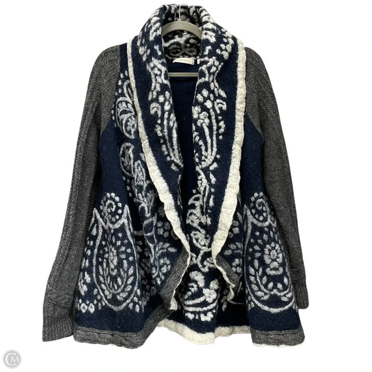 Sweater Cardigan By Sleeping On Snow In Blue & White, Size: S