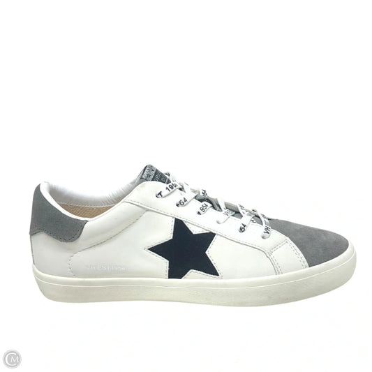 Shoes Sneakers By Vintage Havana In Black & White, Size: 11