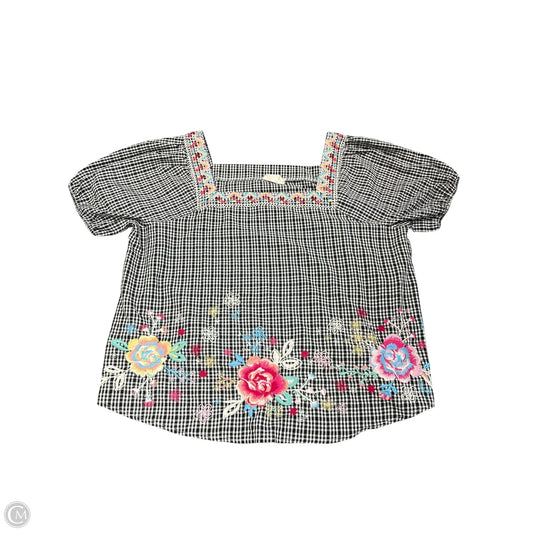 Top Short Sleeve By Savanna Jane In Multi-colored, Size: 3x