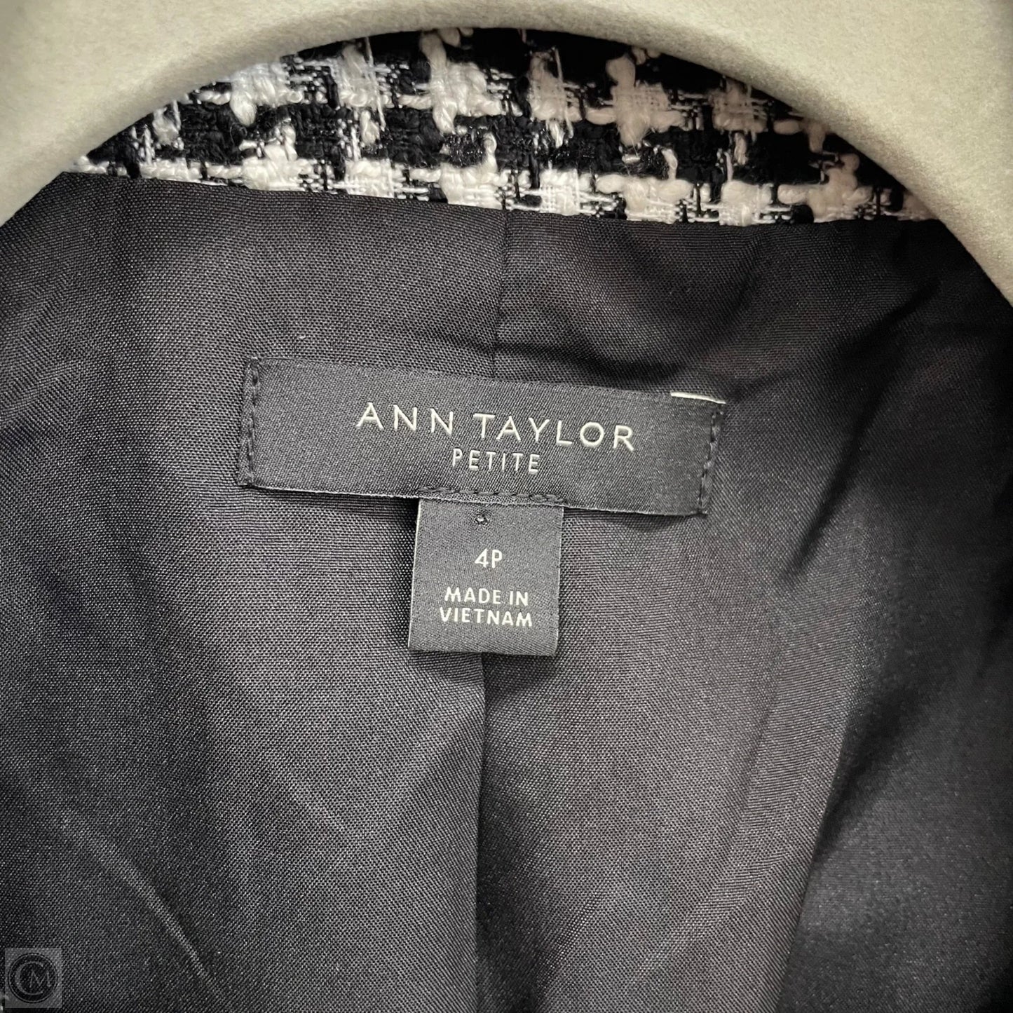 Blazer By Ann Taylor In Black & White, Size: 4p
