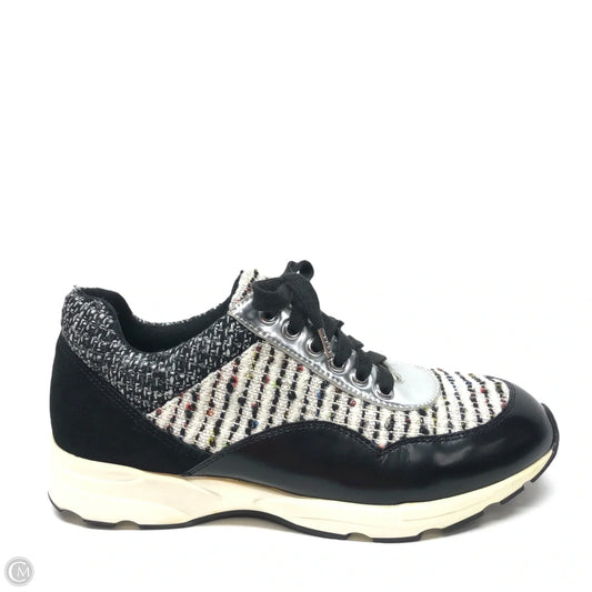 Shoes Sneakers By Vince Camuto In Black & White, Size: 9