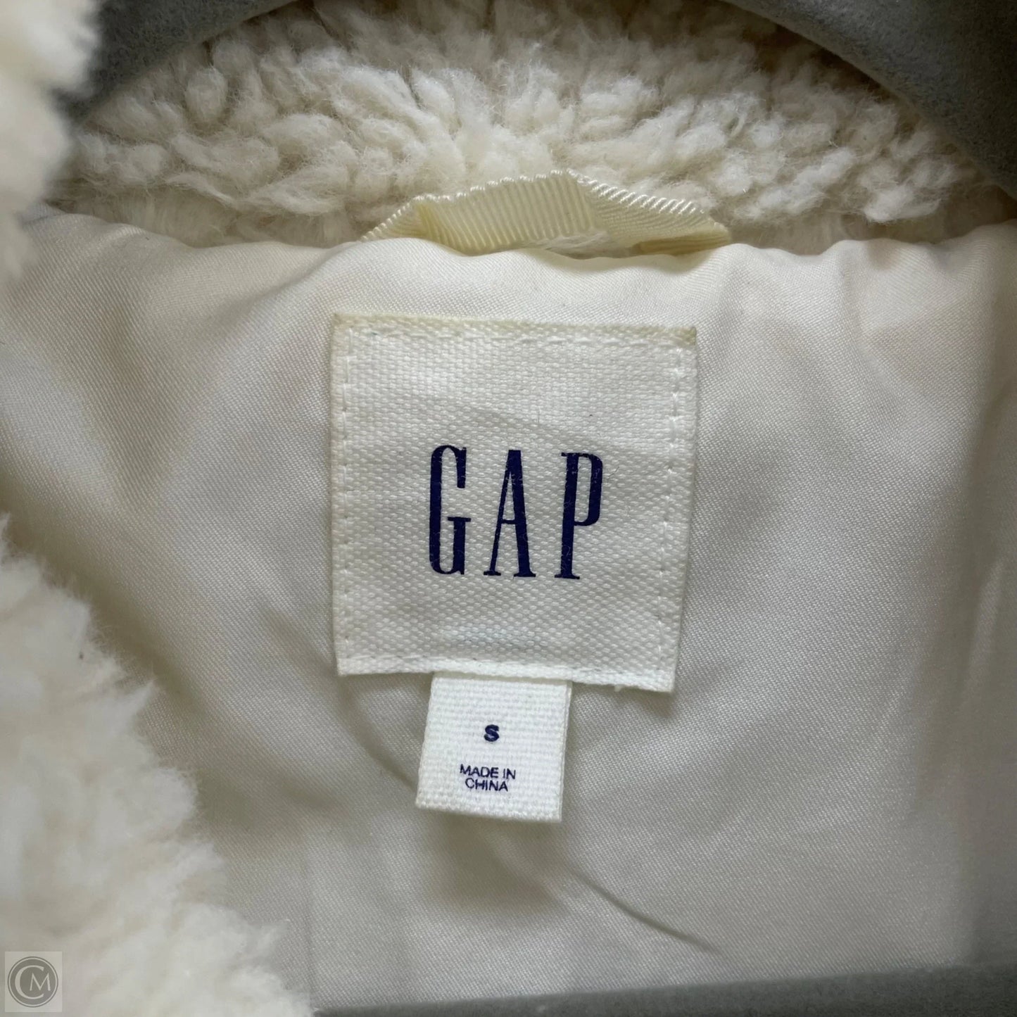Coat Faux Fur & Sherpa By Gap In Cream, Size: S