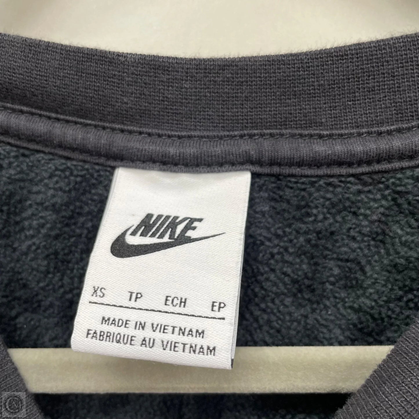 Sweatshirt Crewneck By Nike Apparel In Black & Grey, Size: Xs