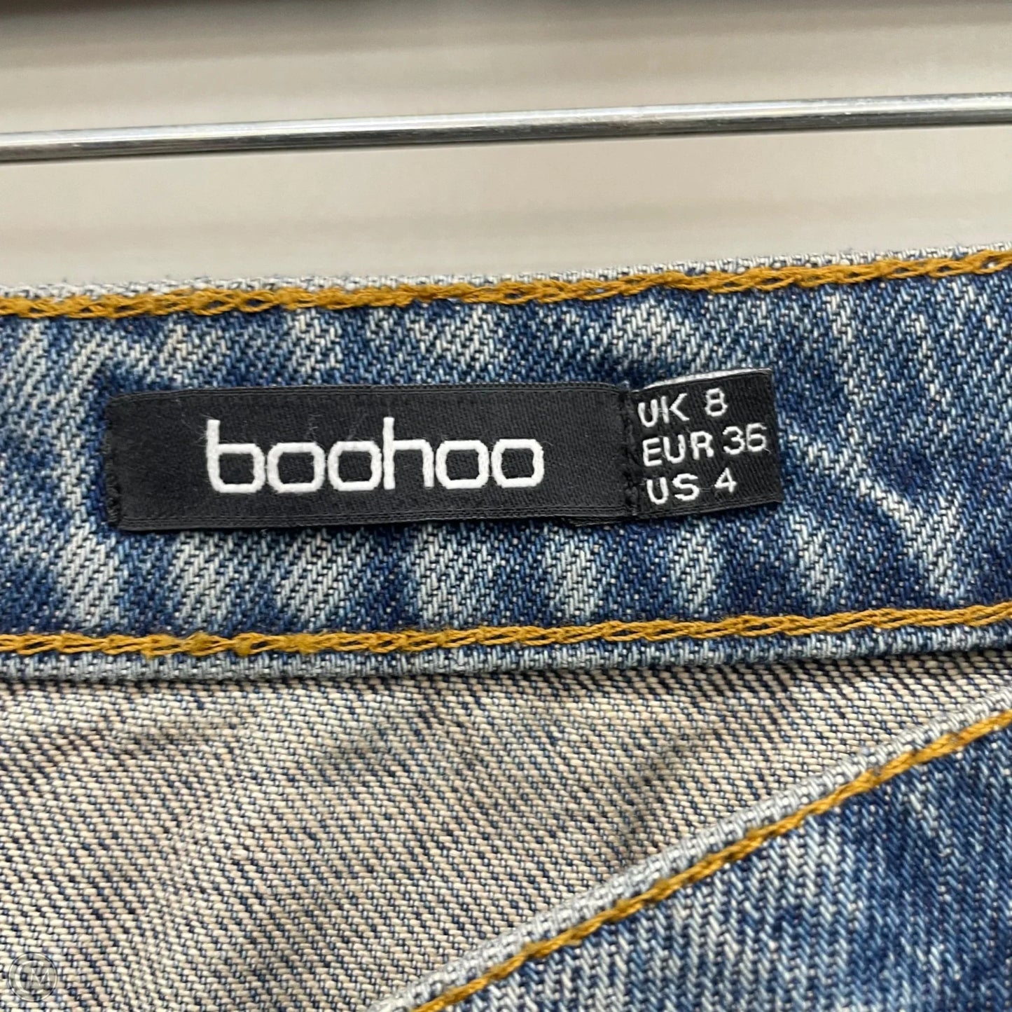 Jeans Straight By Boohoo Boutique In Blue Denim, Size: 4