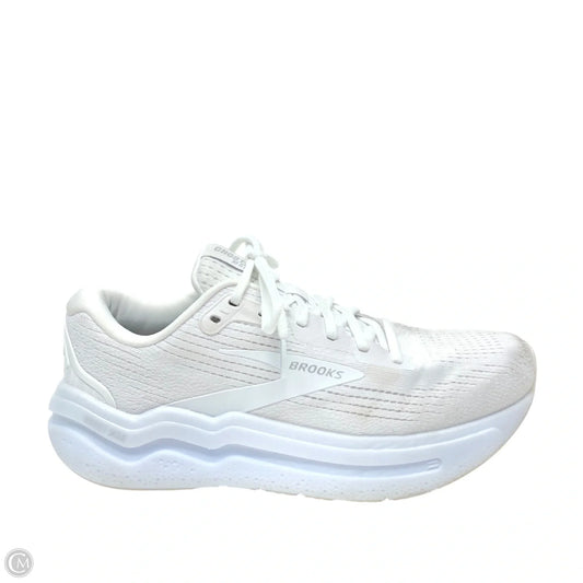 Shoes Athletic By Brooks In White, Size: 9