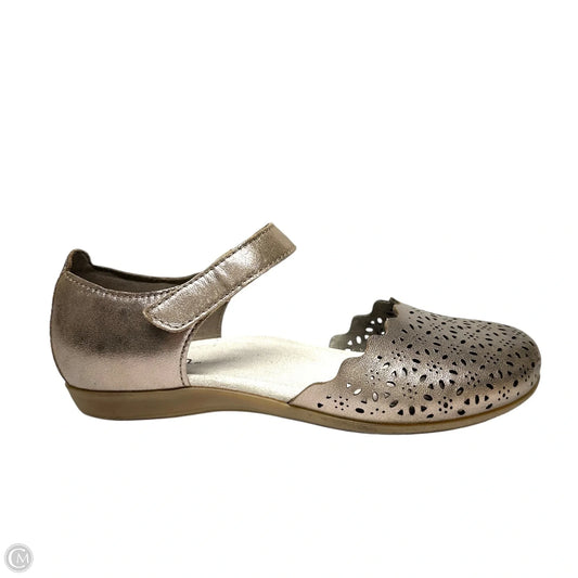 Shoes Flats By Earth In Bronze, Size: 8