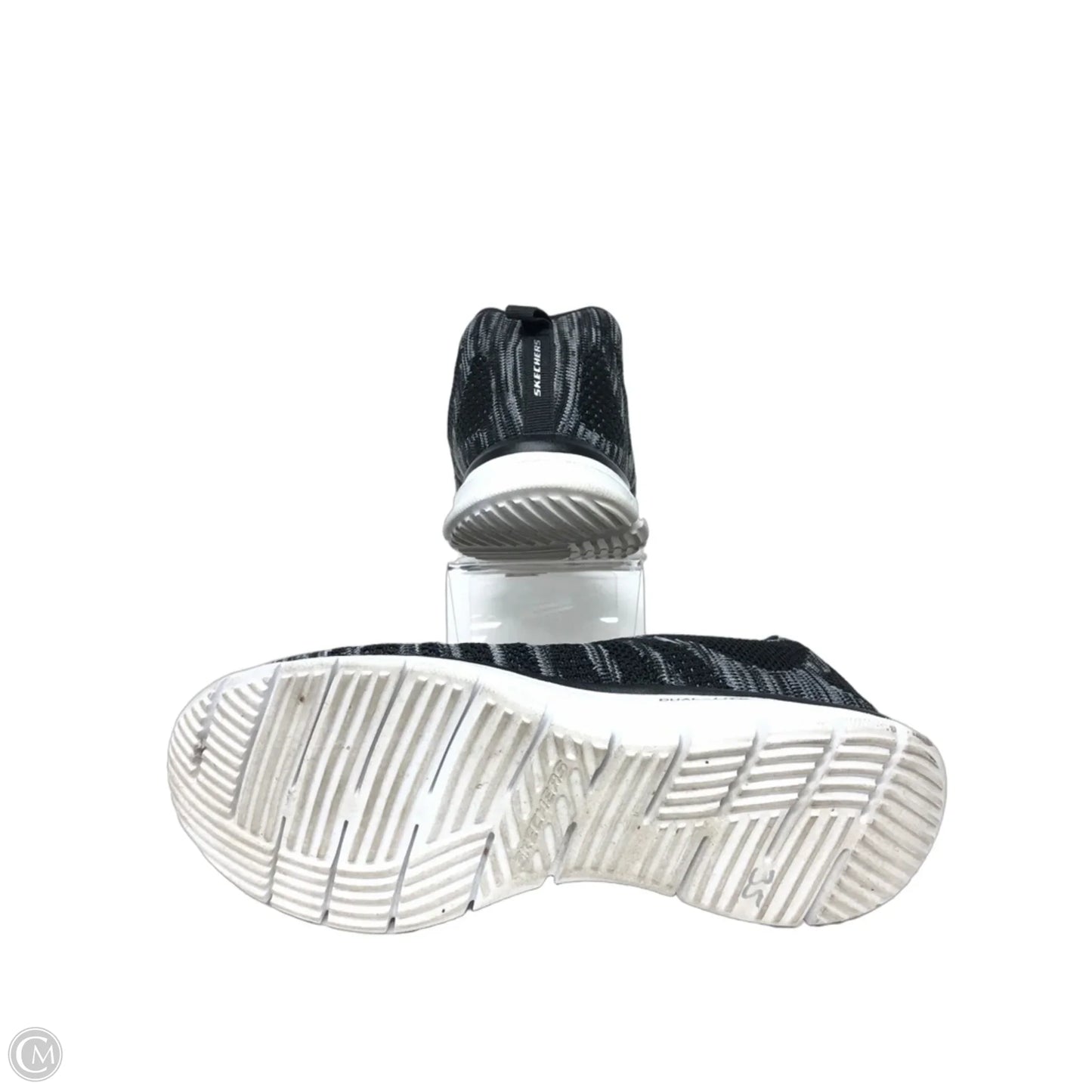 Shoes Athletic By Skechers In Black & White, Size: 10