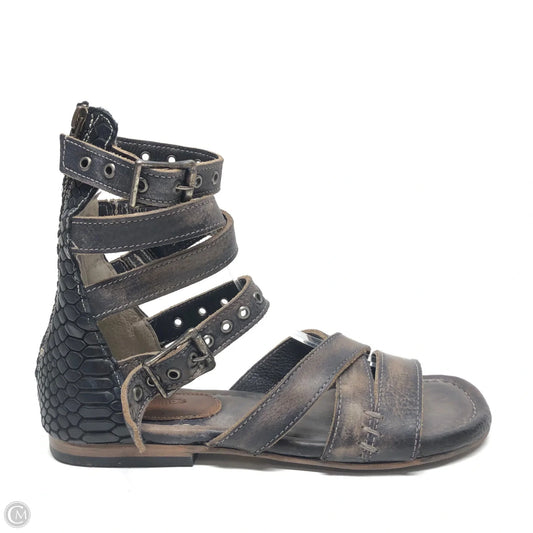 Sandals Flats By Freebird In Taupe, Size: 7
