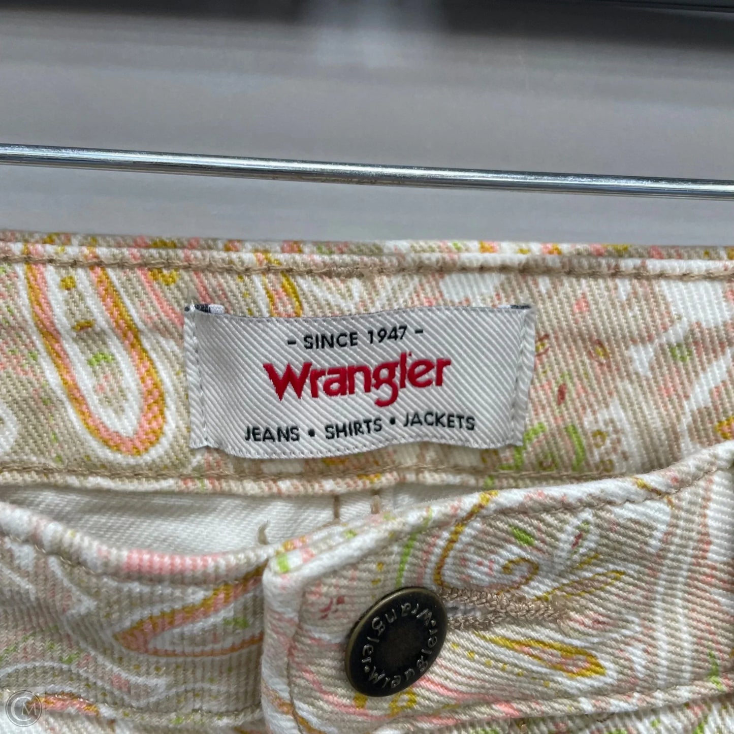 Jeans Flared By Wrangler In Beige, Size: 10