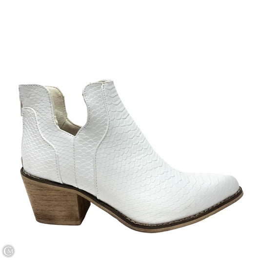 Boots Ankle Heels By Altard State In White, Size: 7