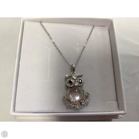 Necklace Charm By Clothes Mentor
