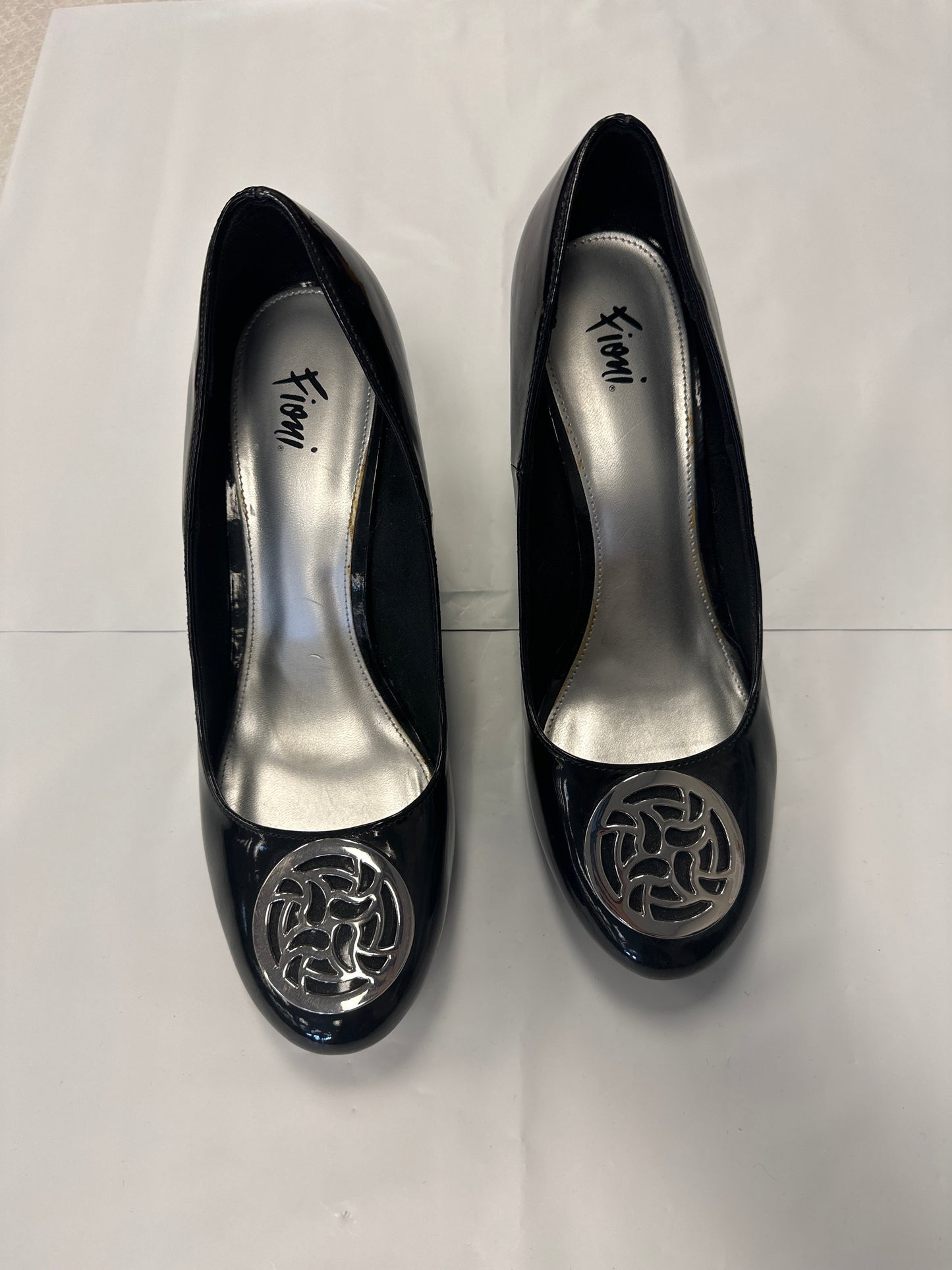 Shoes Heels Wedge By Fioni  Size: 9