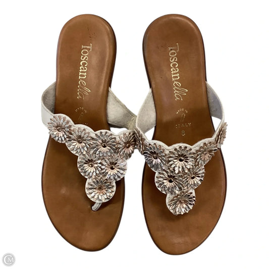 Sandals Flip Flops By Toscanella In Gold & Silver, Size: 8