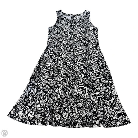 Dress Casual Short By Tommy Bahama In Black & White, Size: M