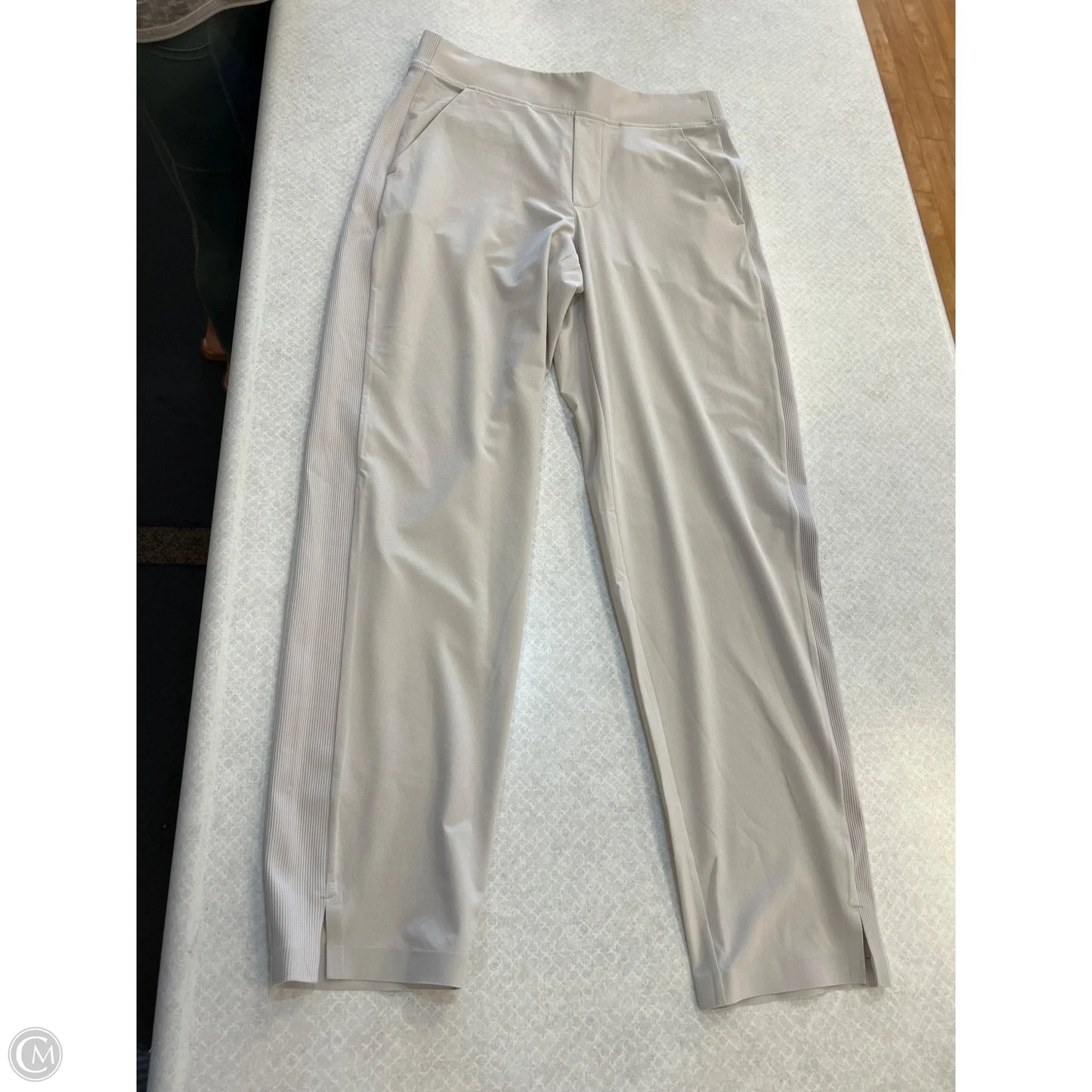 Capris By Athleta In Beige, Size: 2