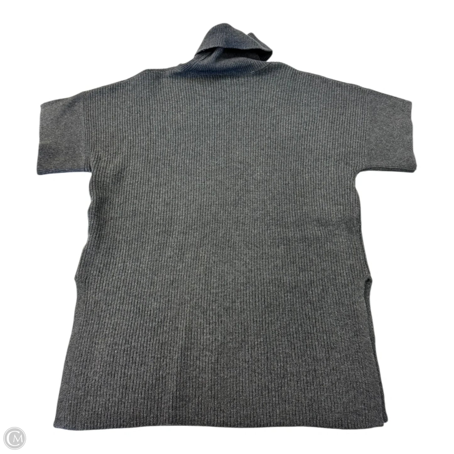 Sweater Short Sleeve By Banana Republic In Grey, Size: S