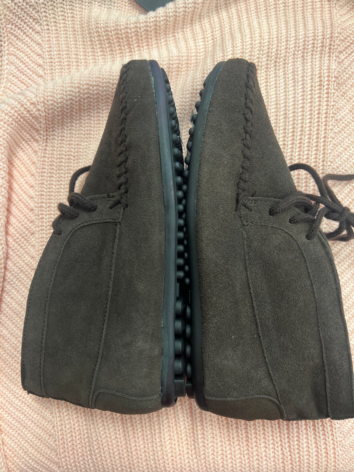 Shoes Flats Moccasin By Clothes Mentor  Size: 9