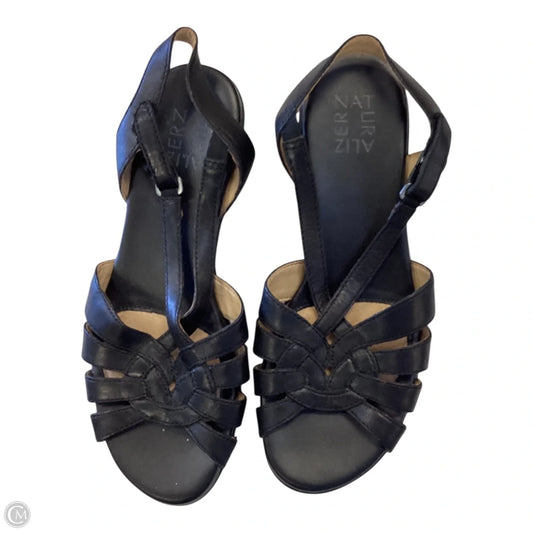 Sandals Flats By Naturalizer In Black, Size: 8