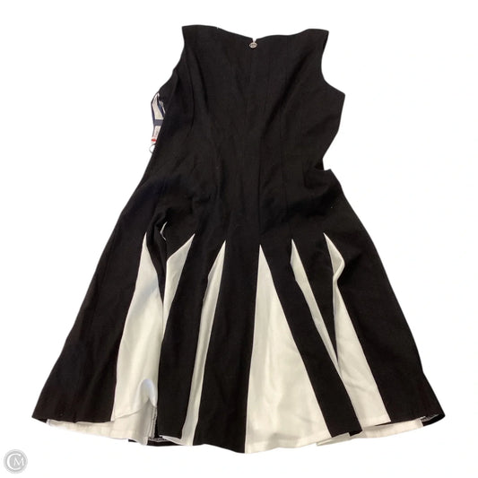 Dress Casual Short By Tommy Hilfiger In Black & White, Size: 10