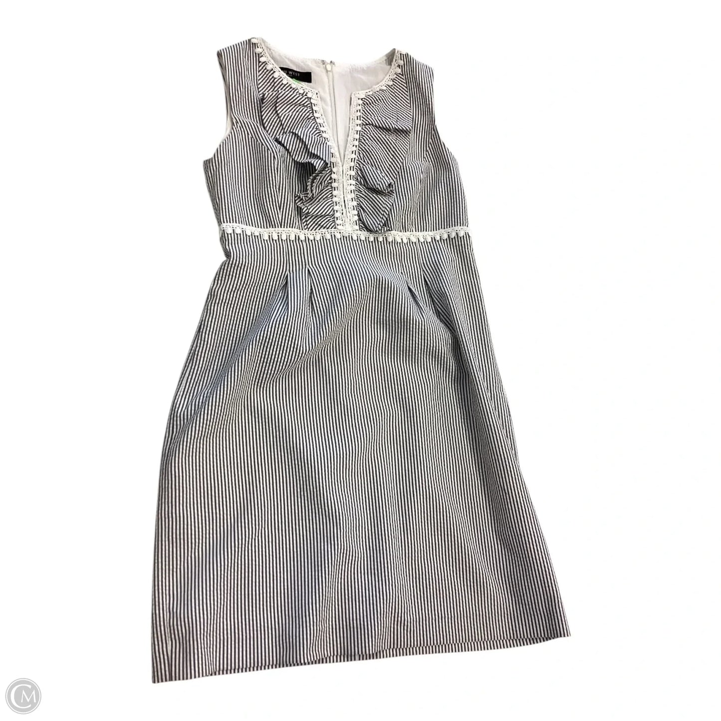 Dress Casual Short By Nine West In Striped Pattern, Size: 6