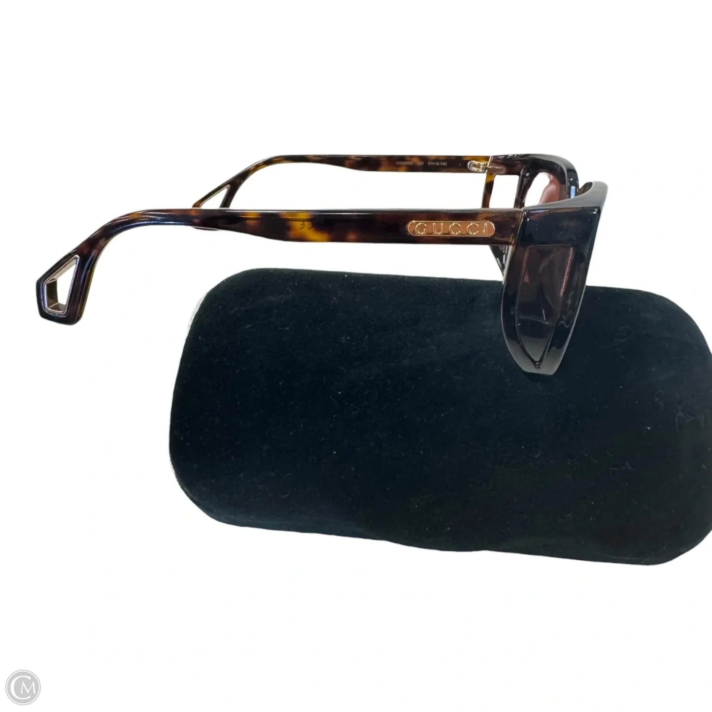 Sunglasses Luxury Designer By Gucci, Size: Medium