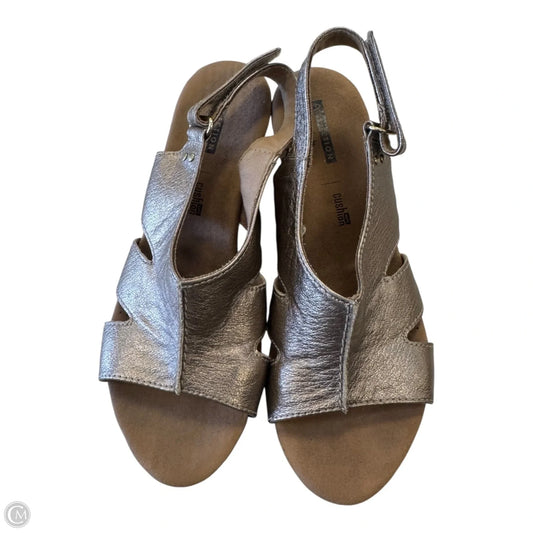 Sandals Heels Wedge By Clarks In Gold, Size: 8