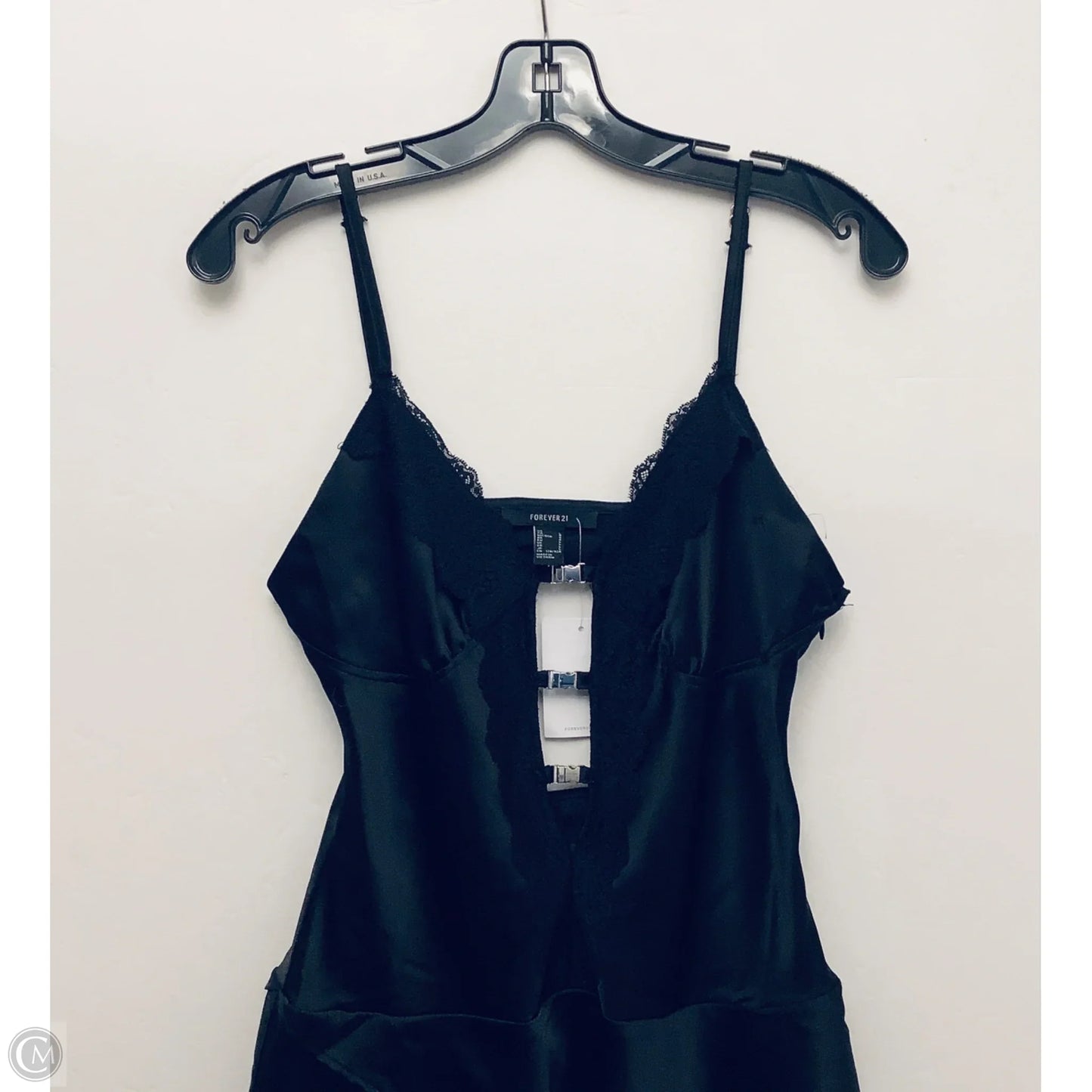 Dress Casual Short By Forever 21 In Black, Size: L
