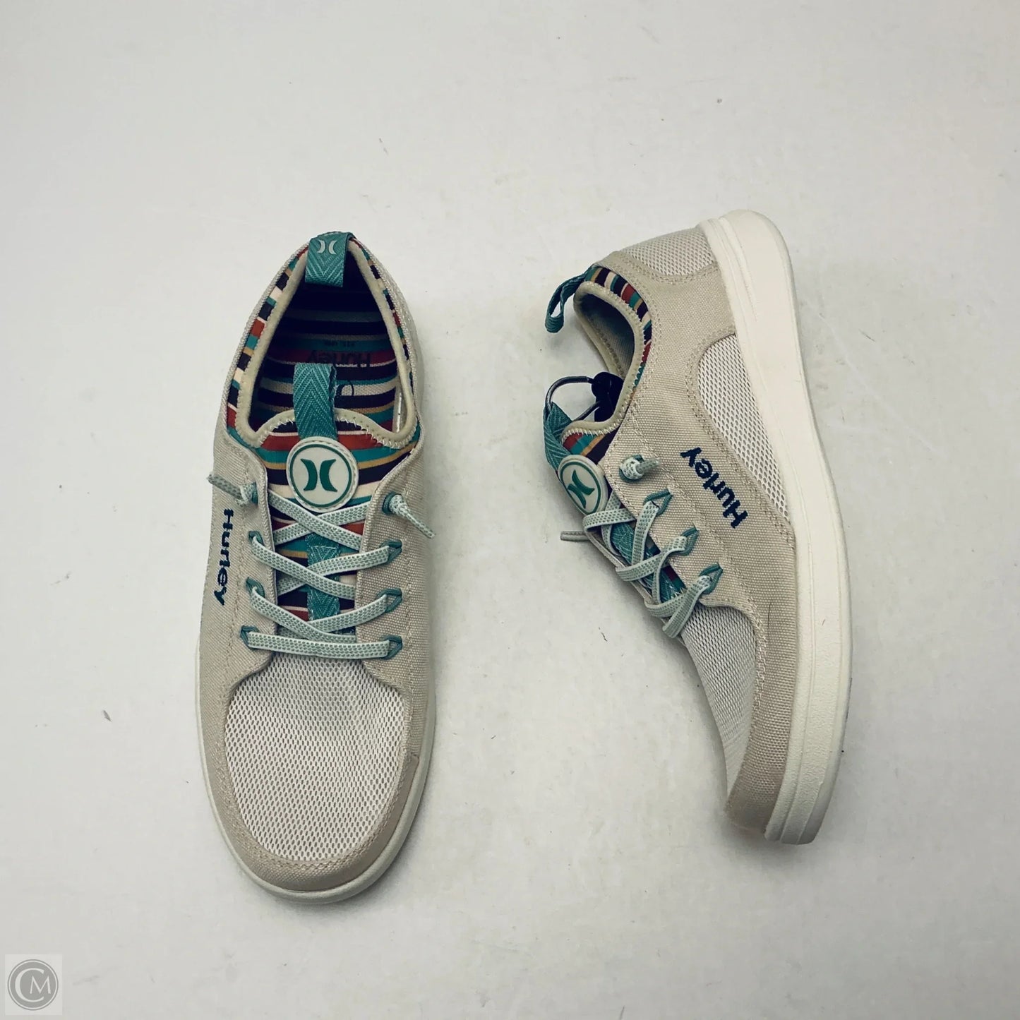 Shoes Sneakers By Hurley In Cream, Size: 10