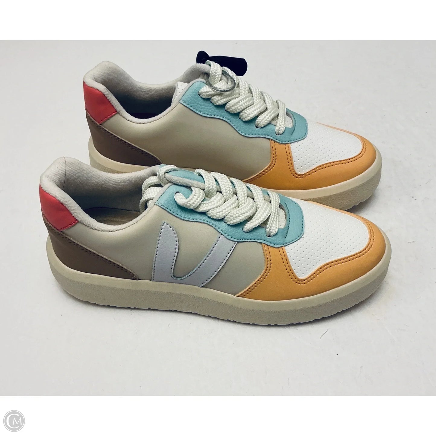 Shoes Sneakers By Meraki In Cream, Size: 9