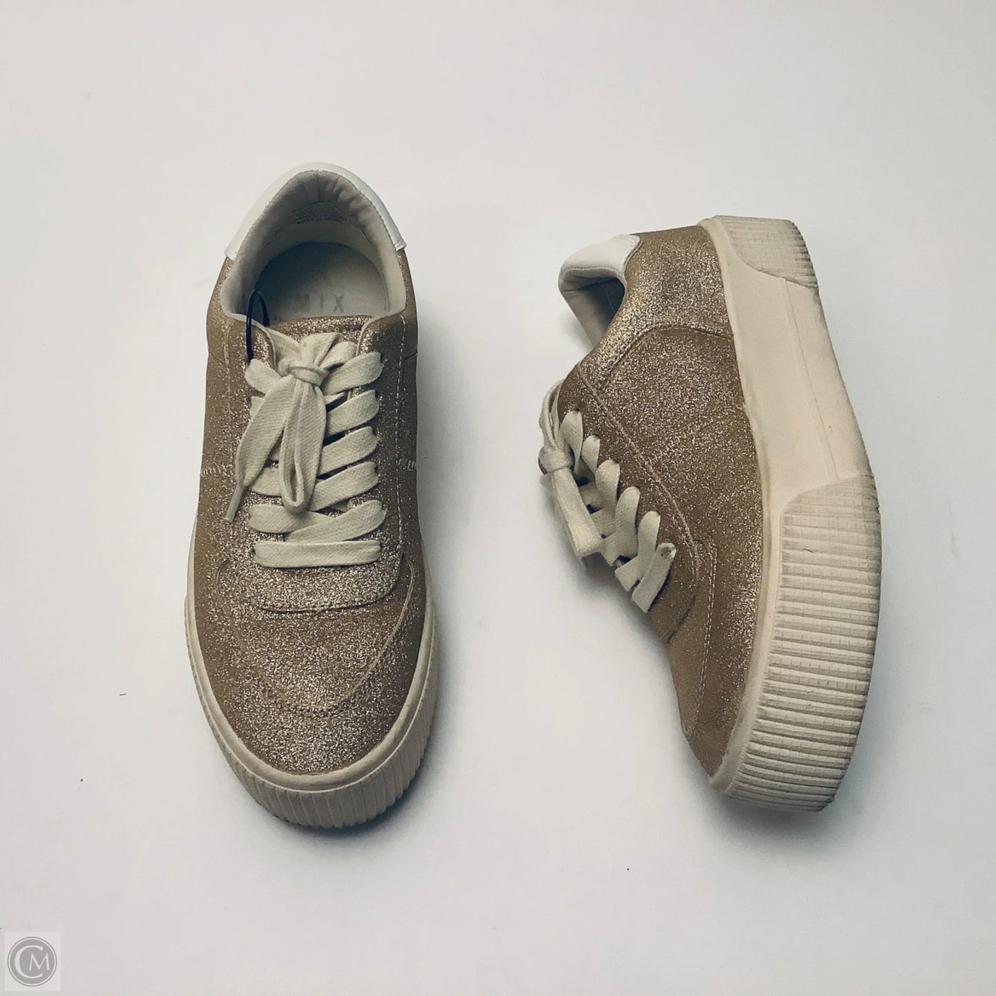 Shoes Sneakers By Mix No 6 In Gold, Size: 6
