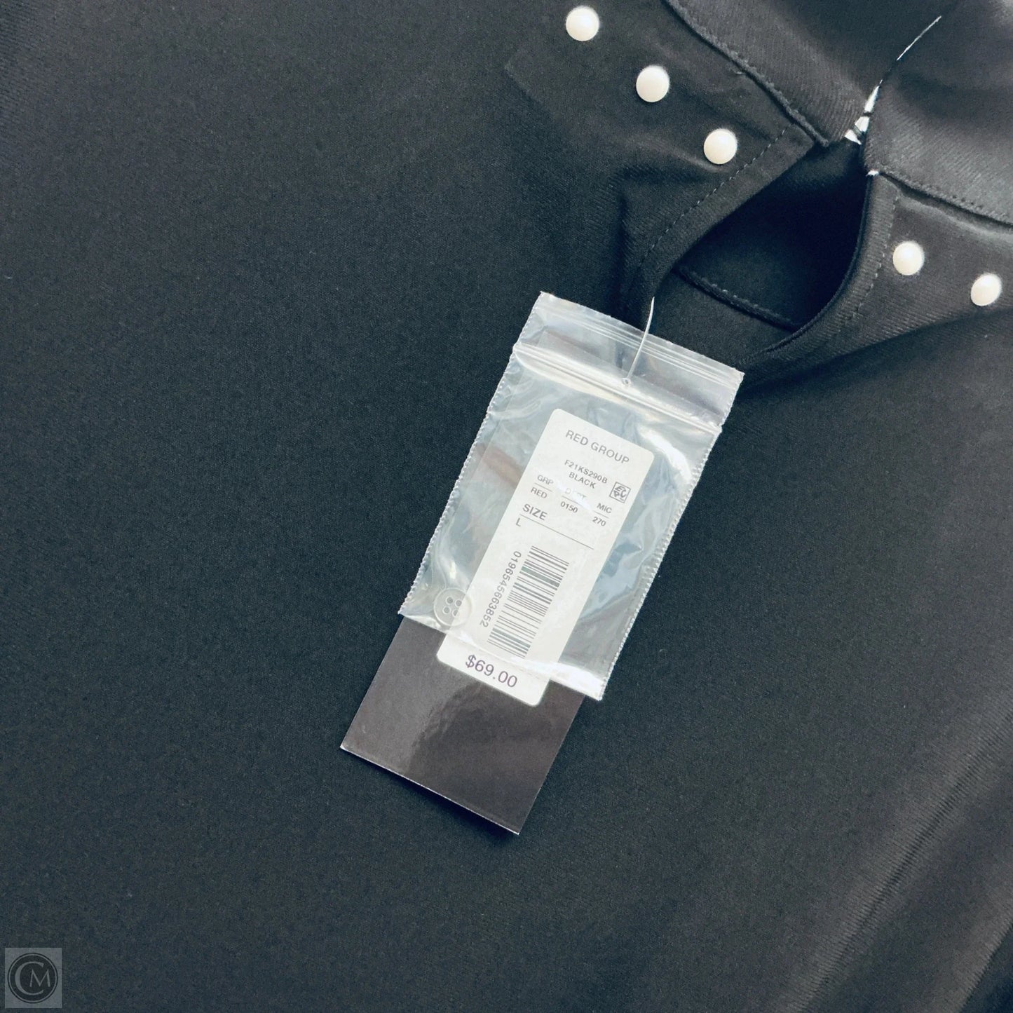 Top Long Sleeve By Investments In Black, Size: L