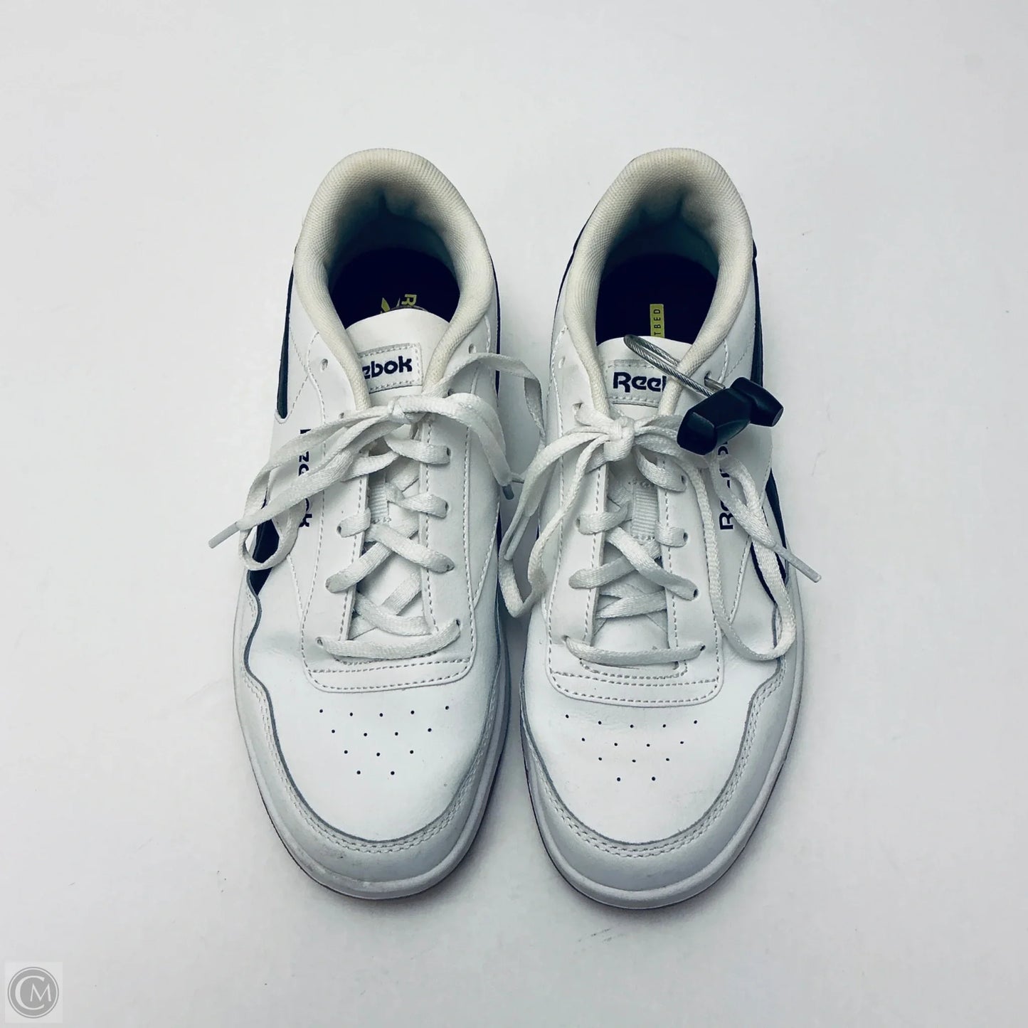 Shoes Sneakers By Reebok In White, Size: 8