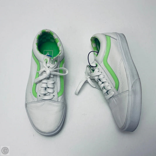 Shoes Sneakers By Vans In White, Size: 7