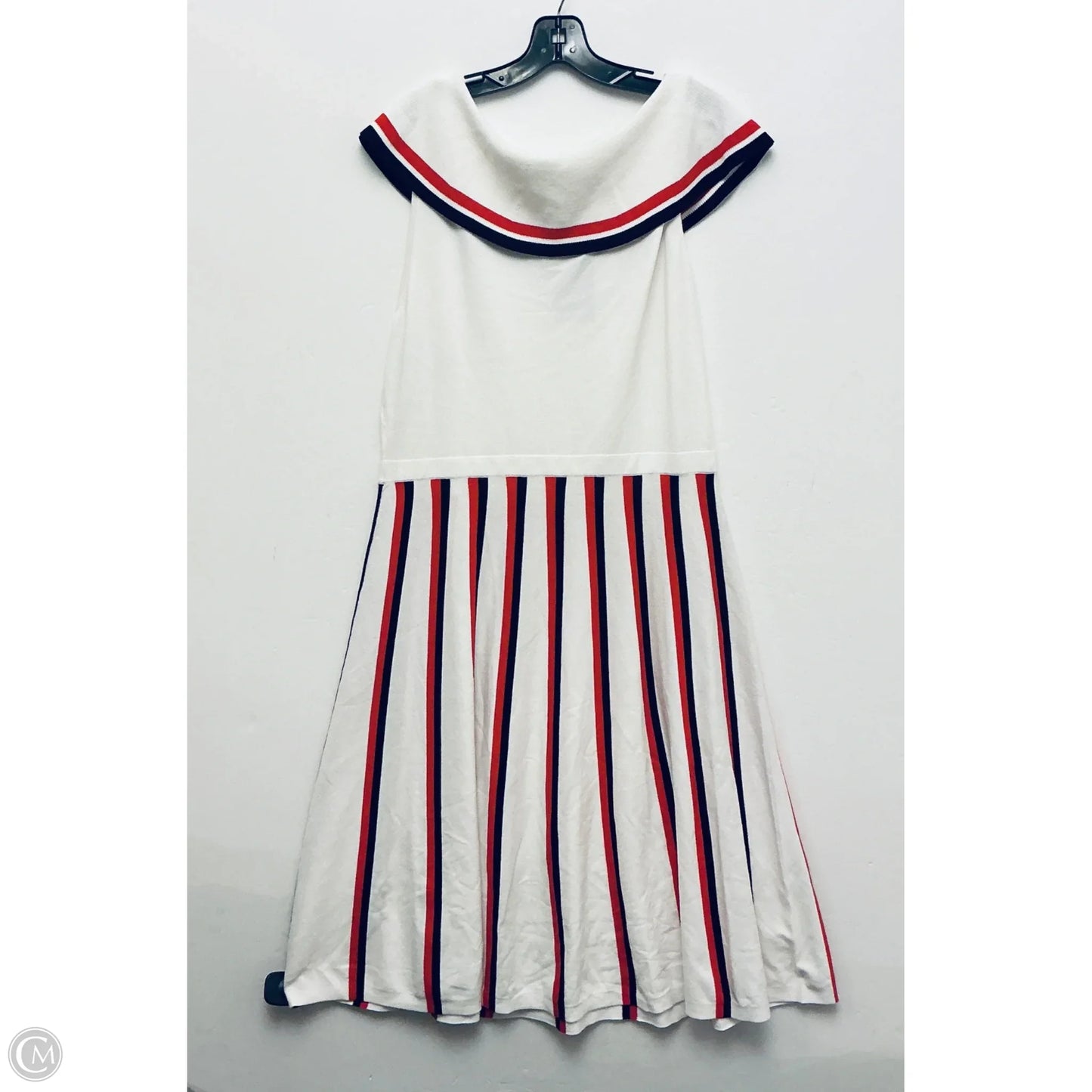 Dress Casual Short By Boden In White, Size: 16