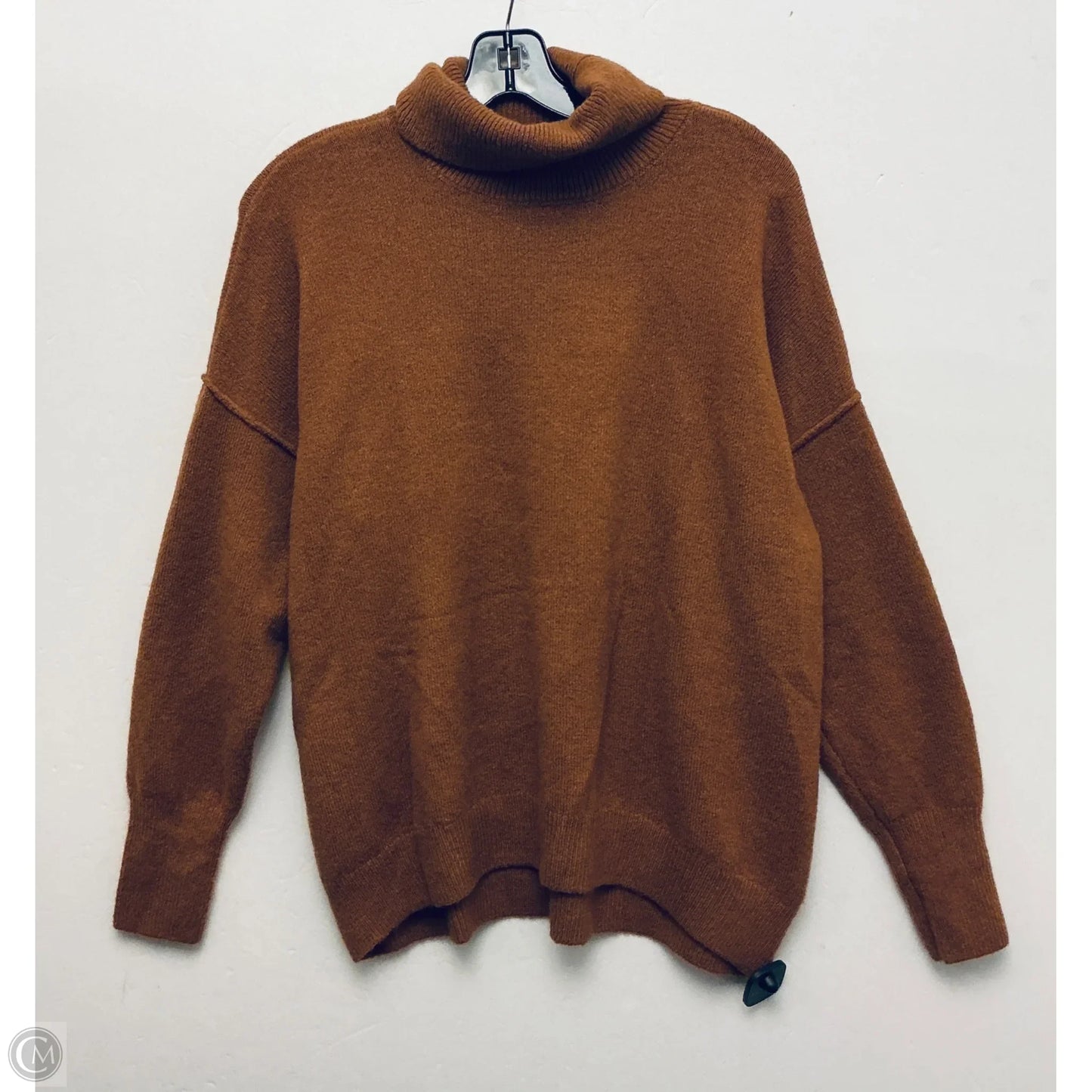 Sweater By Vince Camuto In Brown, Size: M