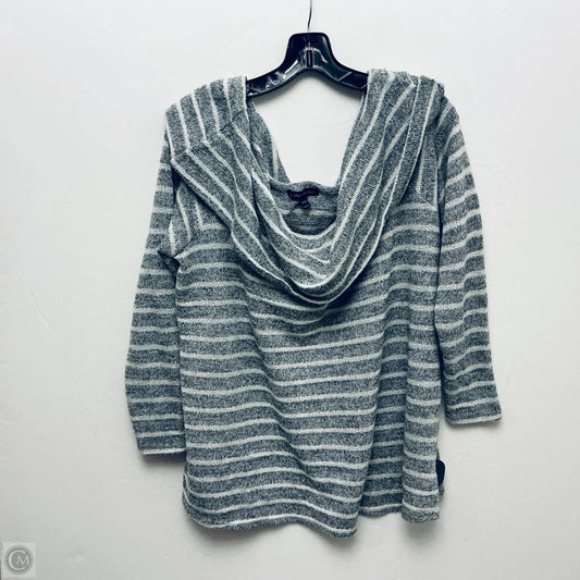 Top Long Sleeve By Lane Bryant In Grey, Size: 1x