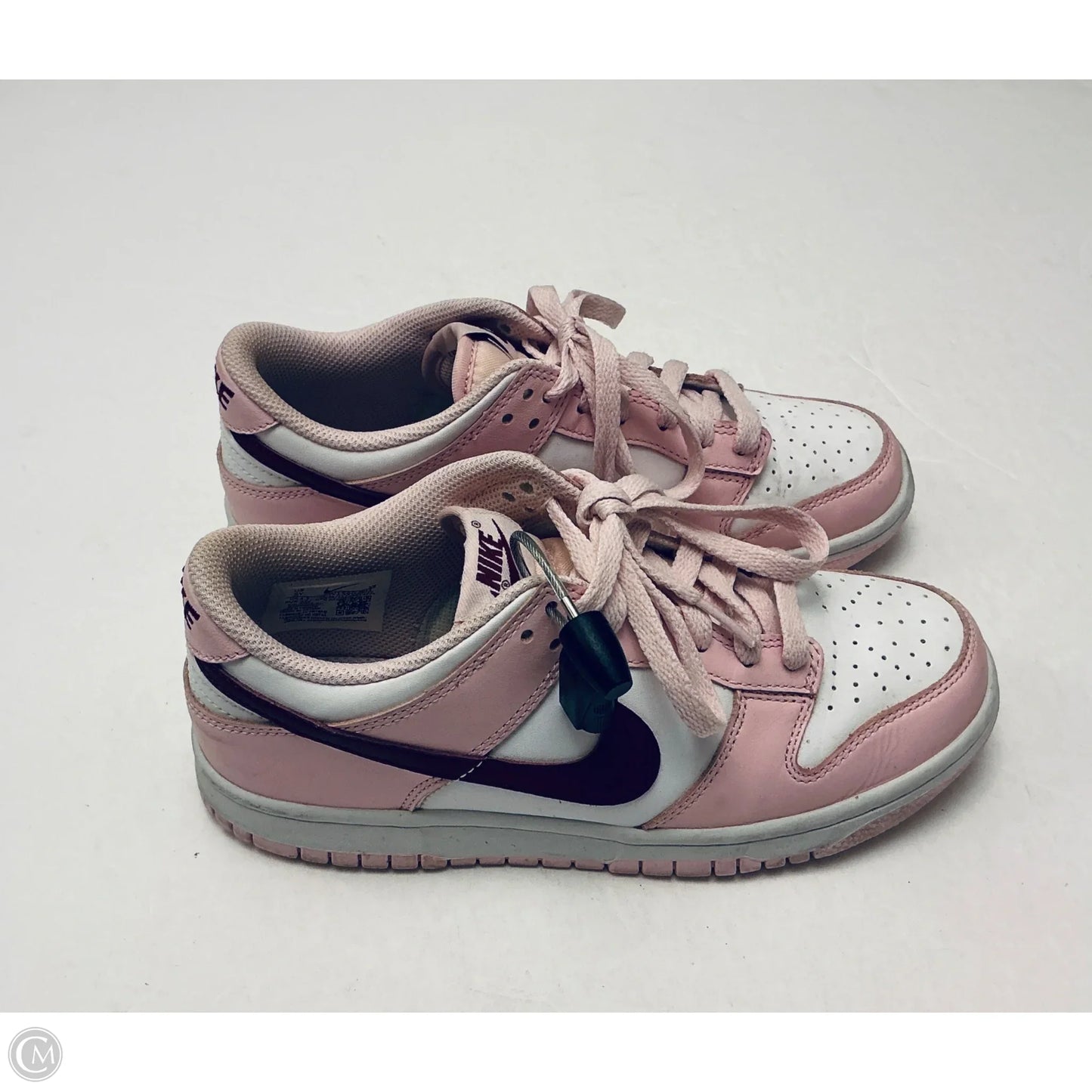 Shoes Sneakers By Nike In Pink & White, Size: 5