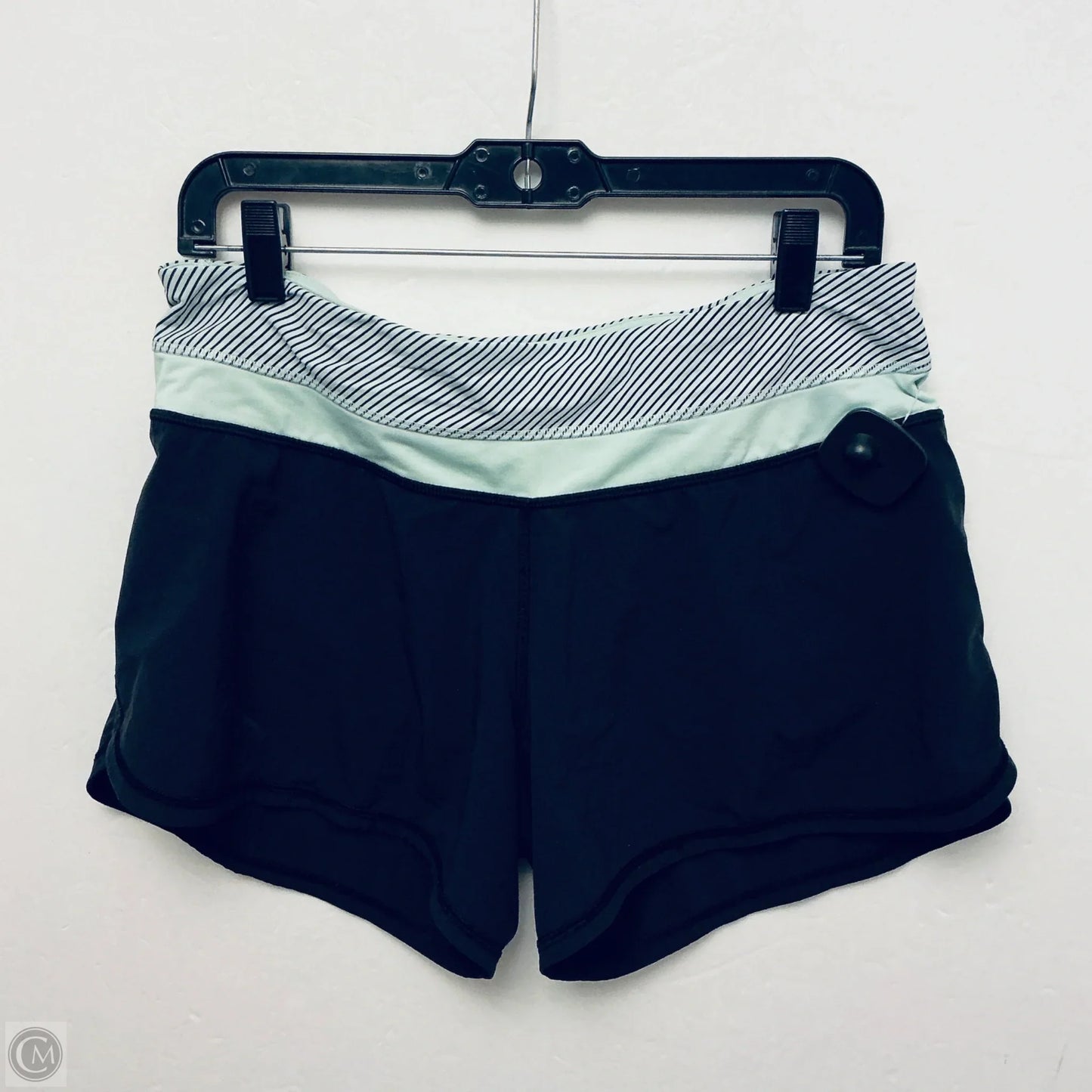 Athletic Shorts By Lululemon In Black & Green, Size: 8