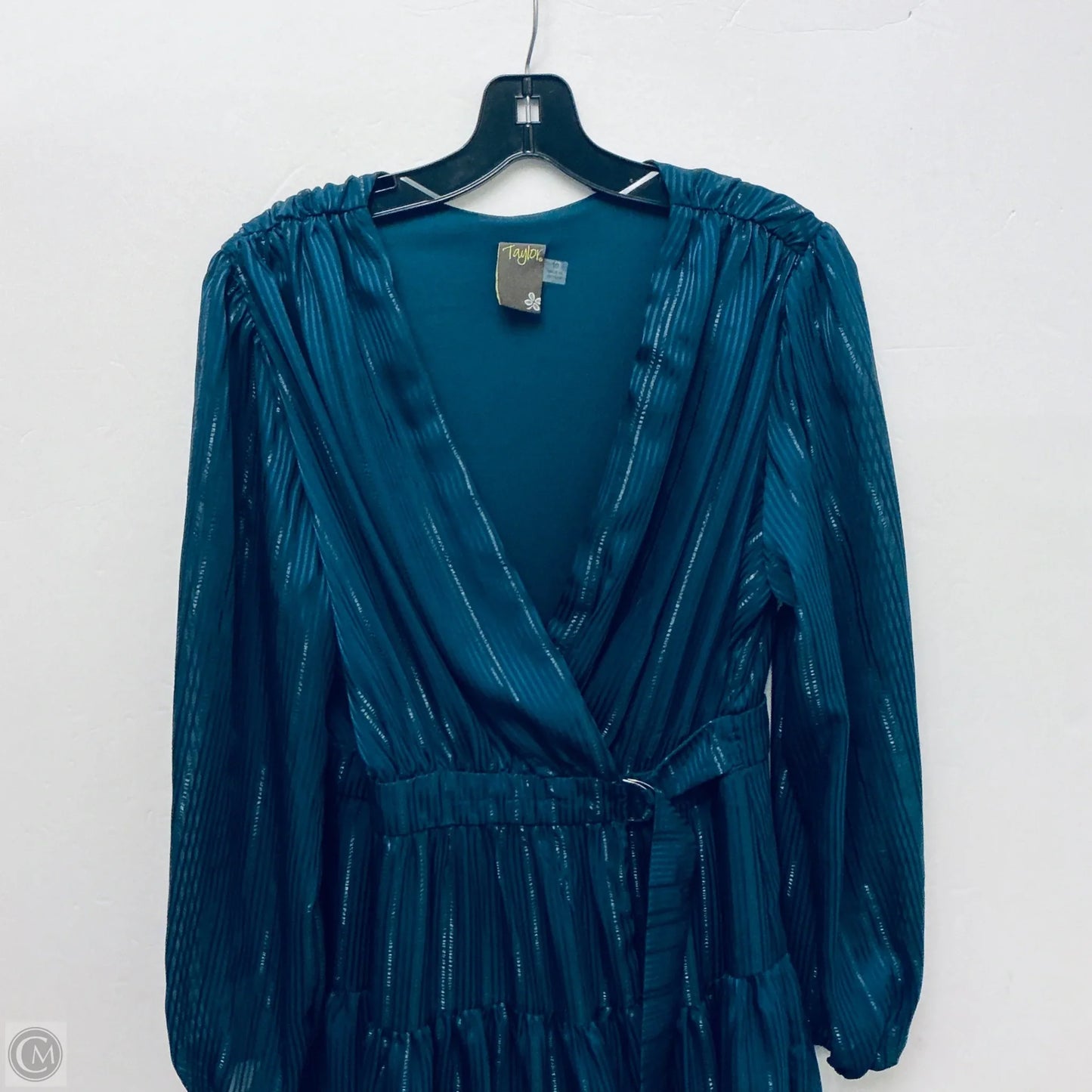 Dress Casual Short By Taylor In Green, Size: 10