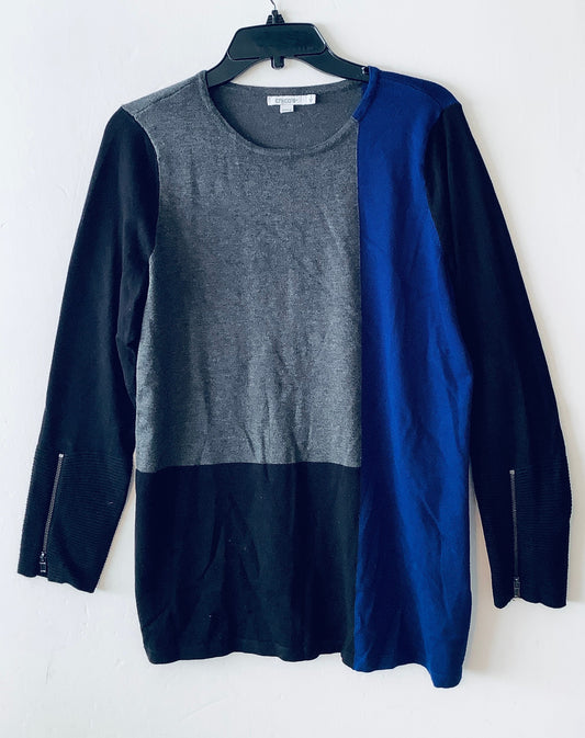 Sweater By Chicos In Grey, Size: M
