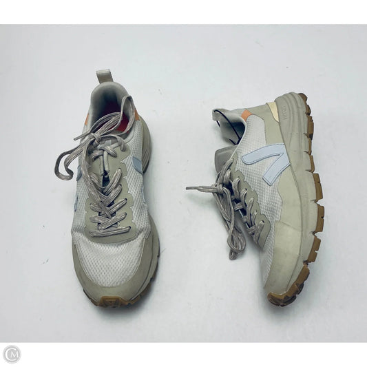 Shoes Sneakers By Veja In Tan, Size: 6