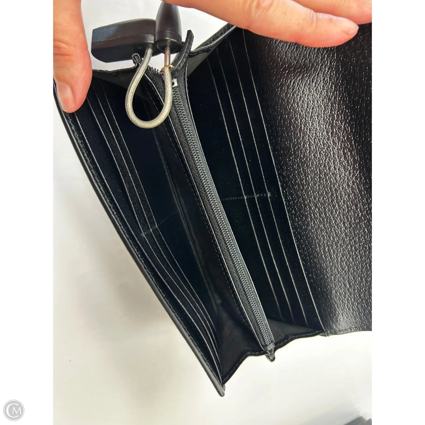 Wallet Luxury Designer By Gucci, Size: Medium