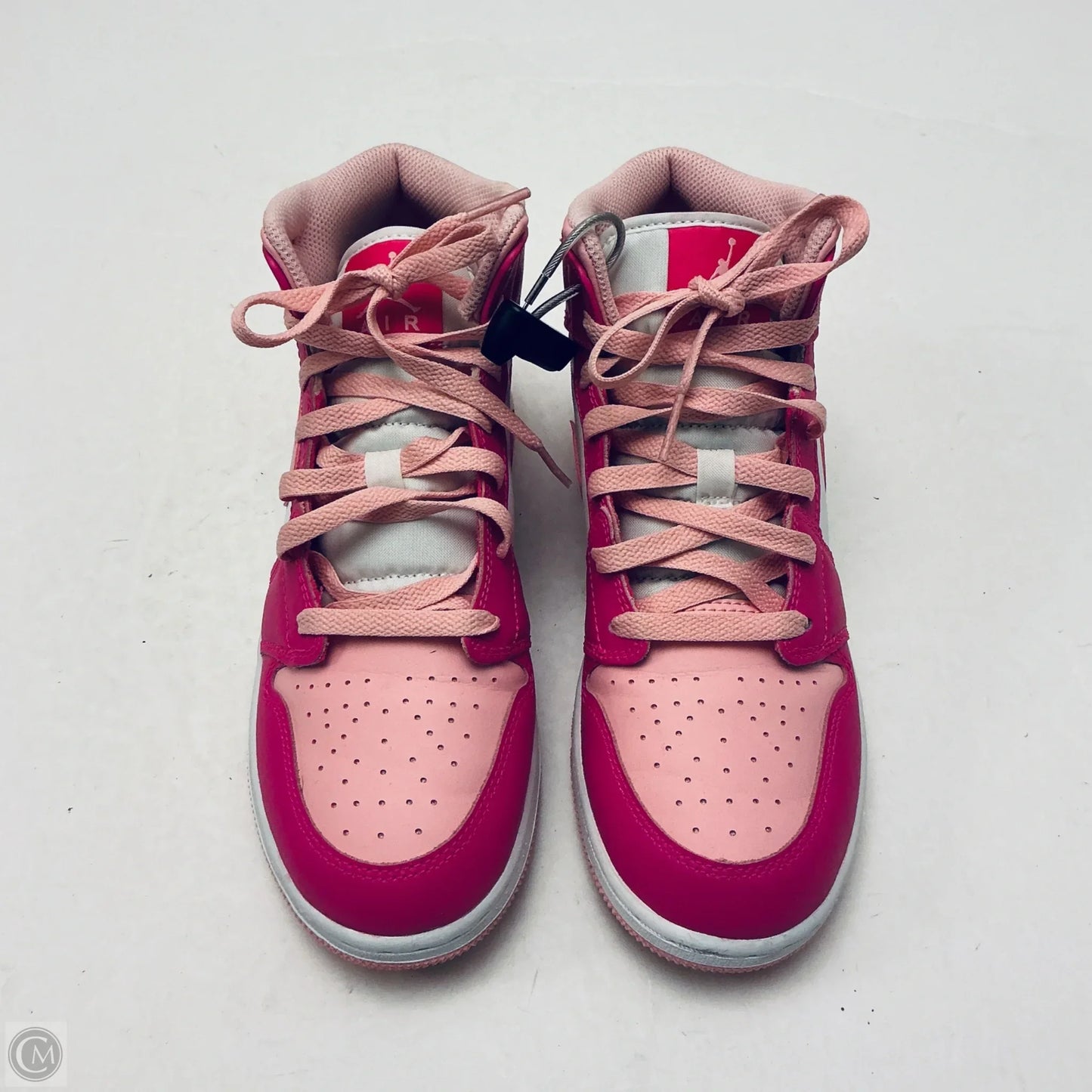 Shoes Luxury Designer By Jordan In Pink, Size: 8